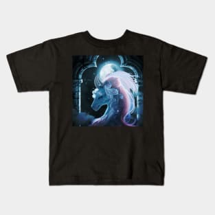 Impressive fantasy animal in the moonlight Kids T-Shirt